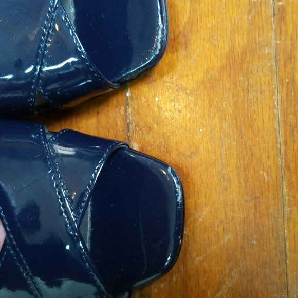 Bandolino Navy peep toe wedges with slingback - Picture 8 of 9